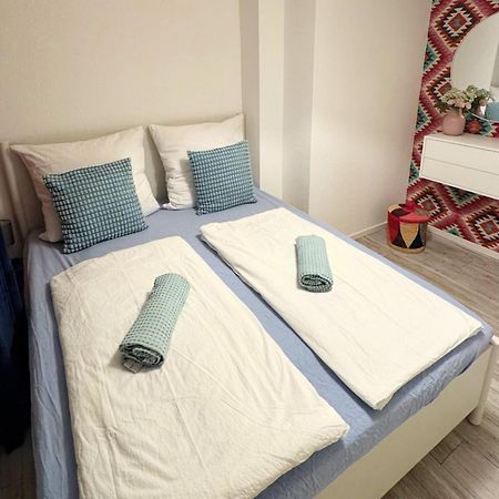 Apartment Koeln Rath Екстер'єр фото