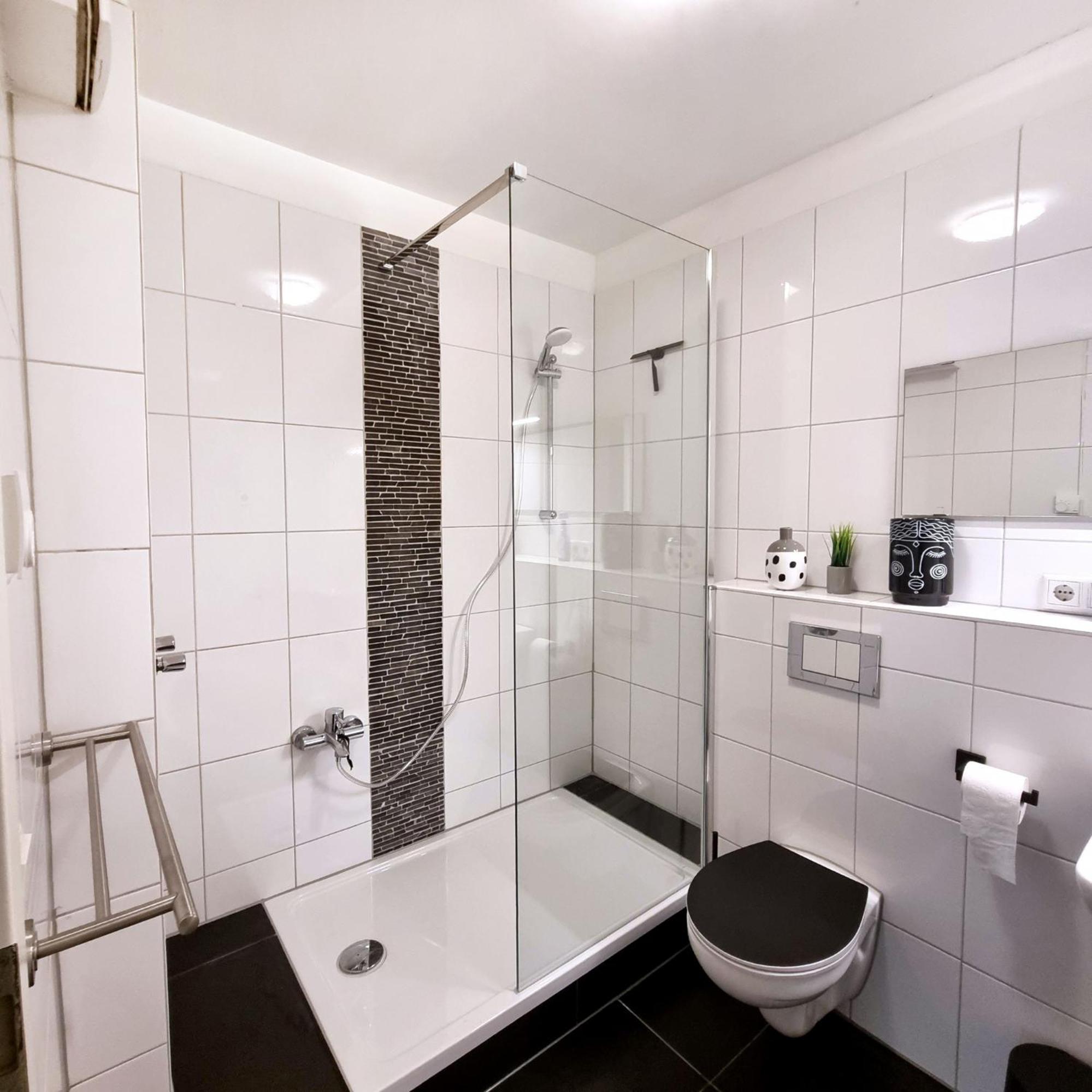 Apartment Koeln Rath Екстер'єр фото