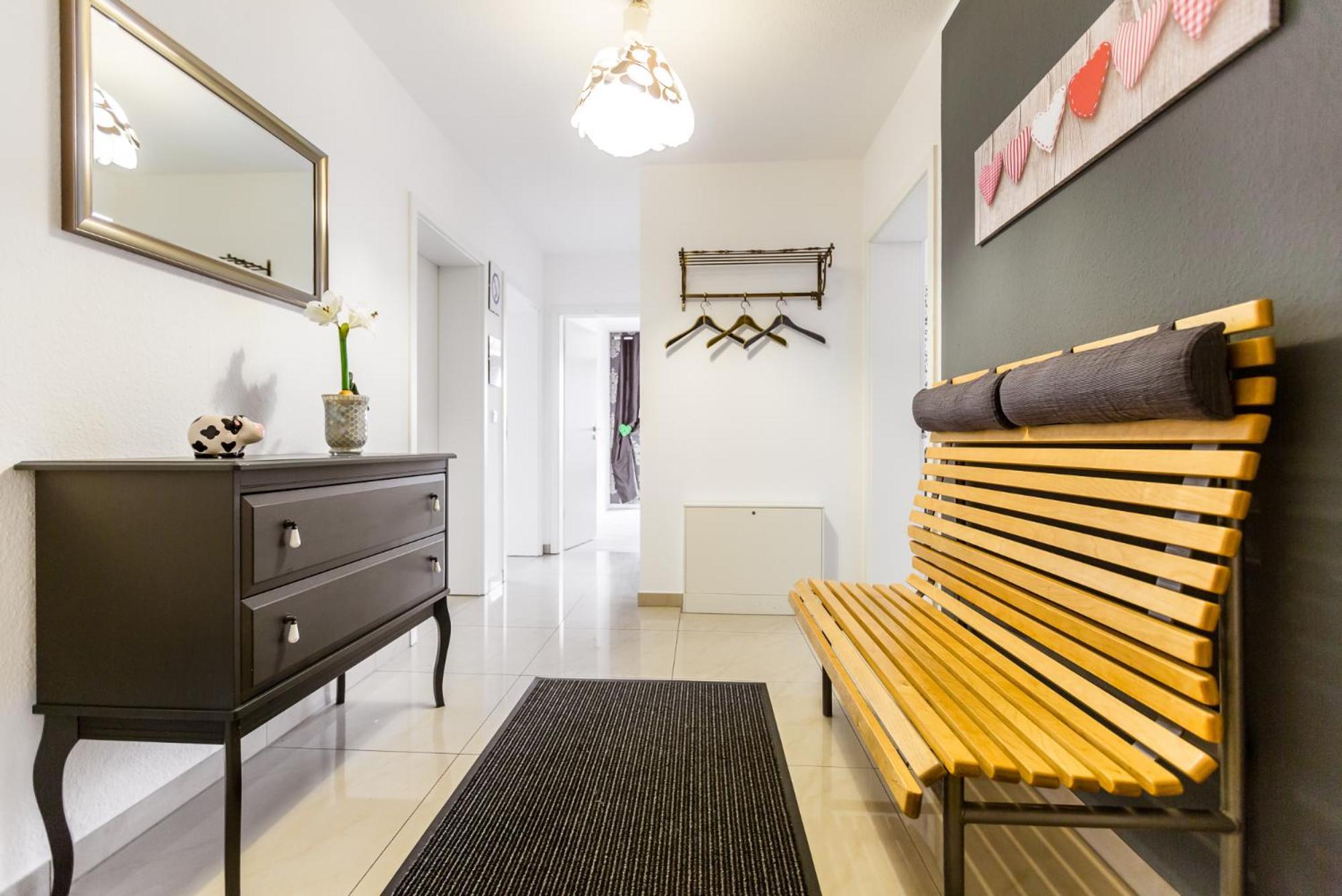 Apartment Koeln Rath Екстер'єр фото