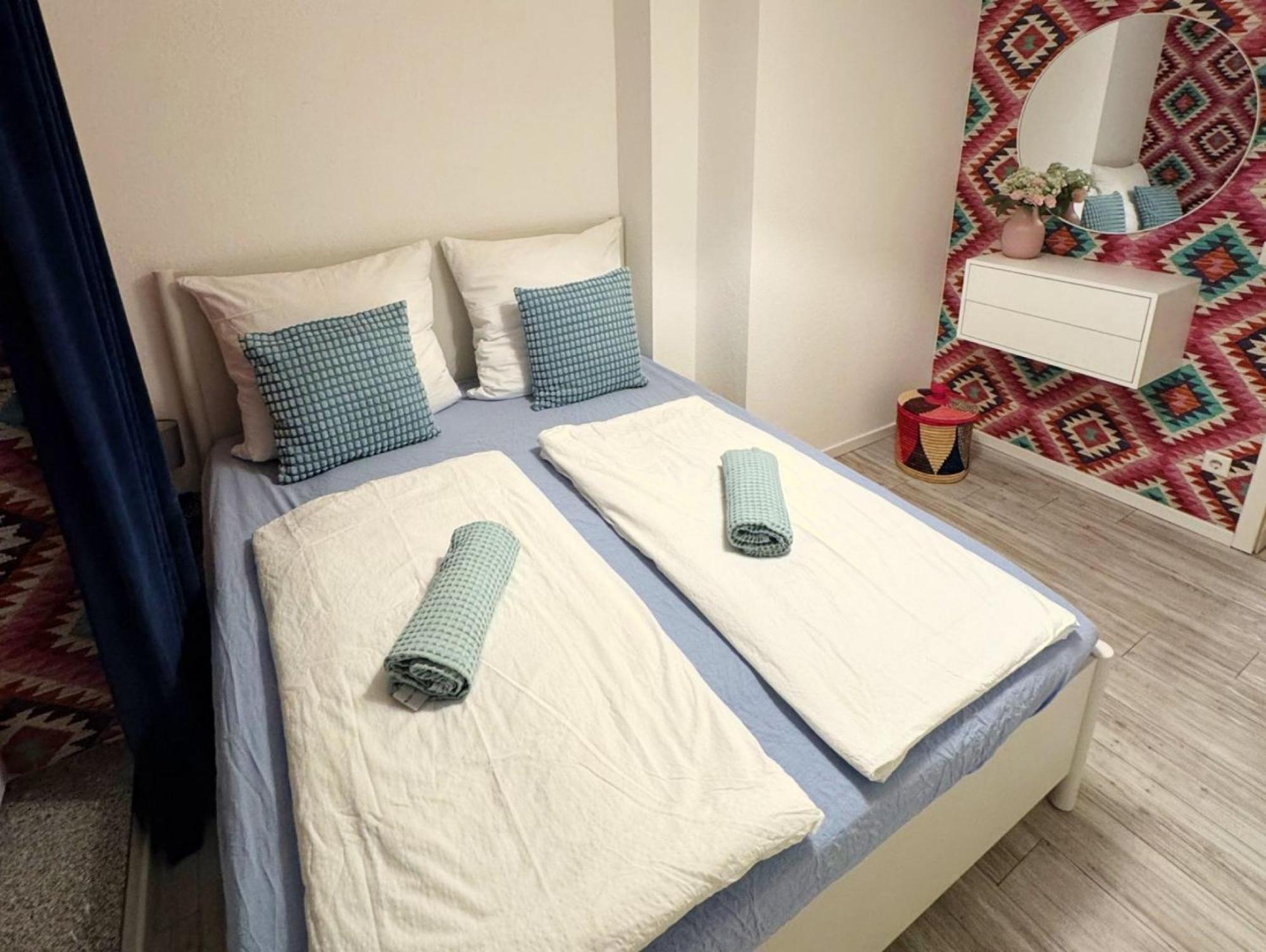Apartment Koeln Rath Екстер'єр фото